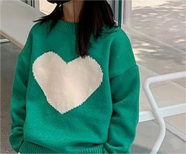 Heart Pattern Knit Pullover for Girls