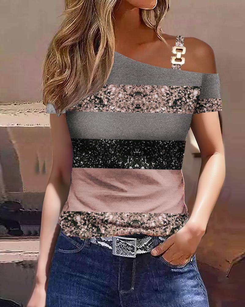 Women's Summer Printed T-Shirt - Short Sleeve V-Neck Top with Metal Button Detail