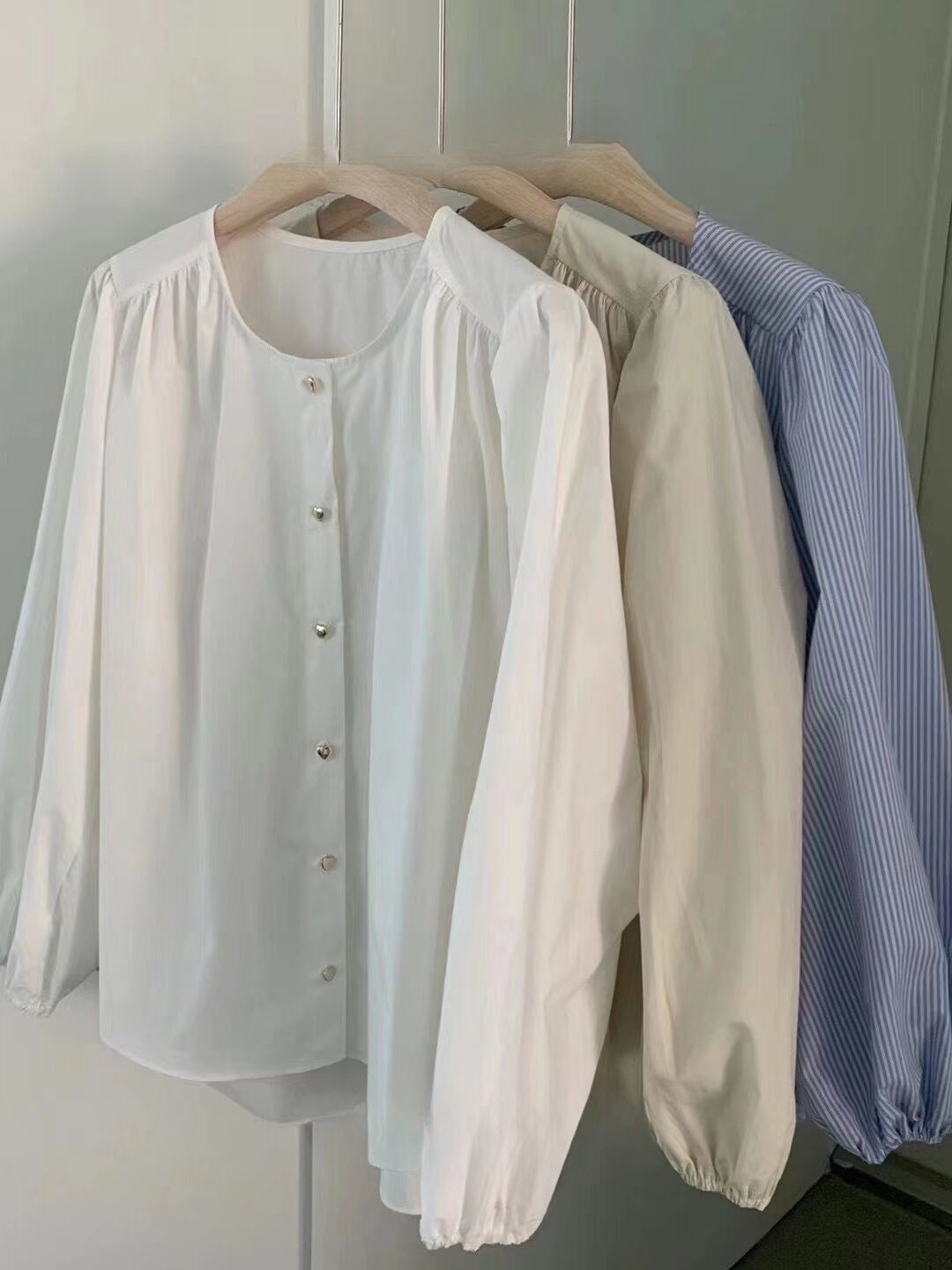 Women's Spring & Summer Niche Design Shirt - Long Sleeve Round Neck Blouse with Love Buttons