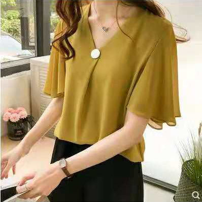 Plus Size Women's Chiffon Short Sleeve T-Shirt - Slimming & Elegant Fit