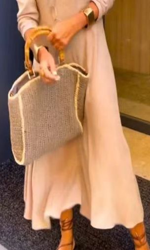 Women's V-Neck Long-Sleeve Graceful Dress