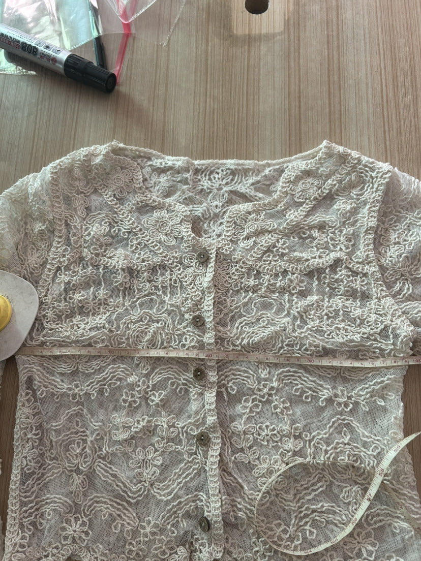 Summer Mesh Lace Hollow Blouse Shawl - Lightweight & Stylish Cover-Up