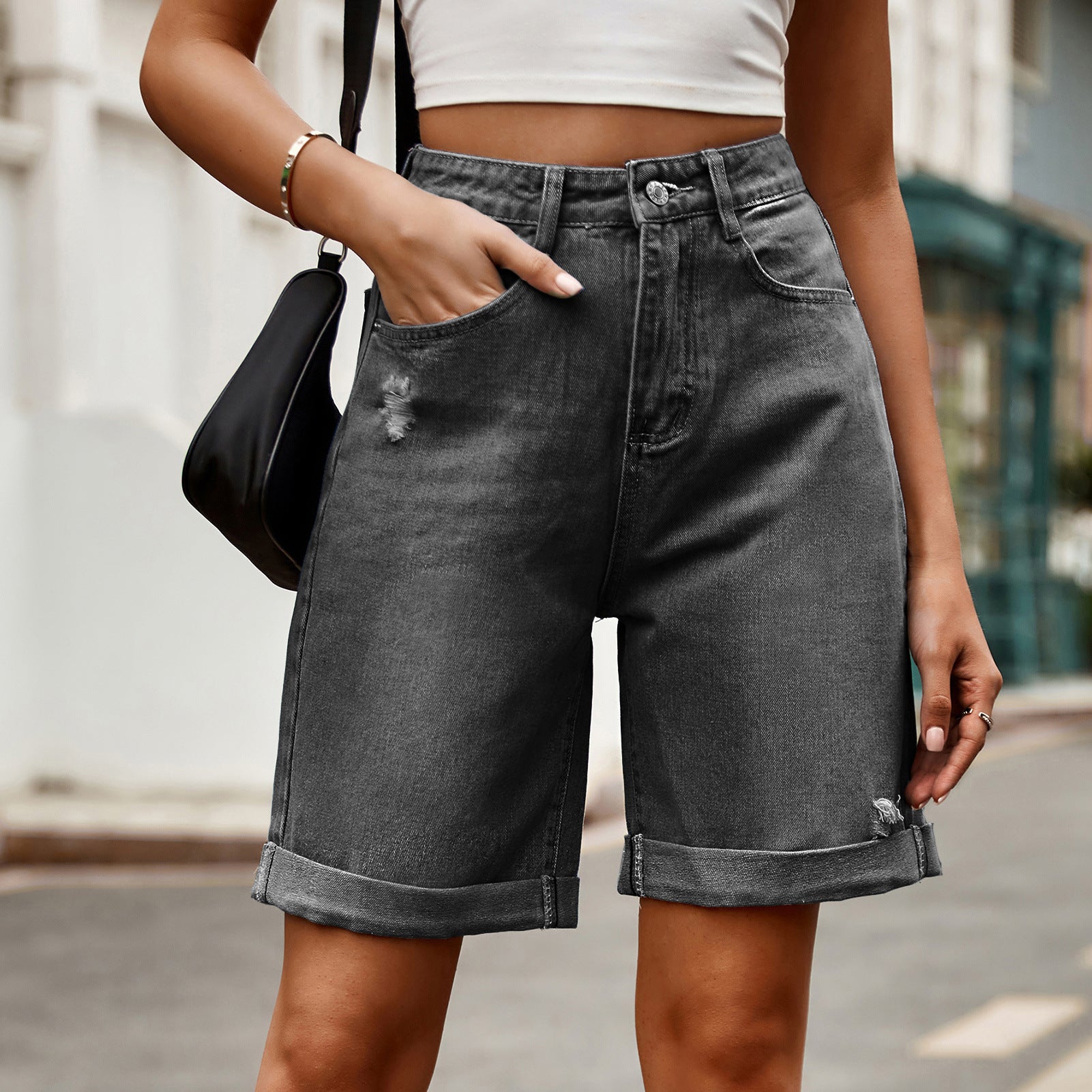 Women's Distressed Hem 5-Point Denim Shorts - Casual Summer Ripped Jean Shorts, Trendy High-Waist Style