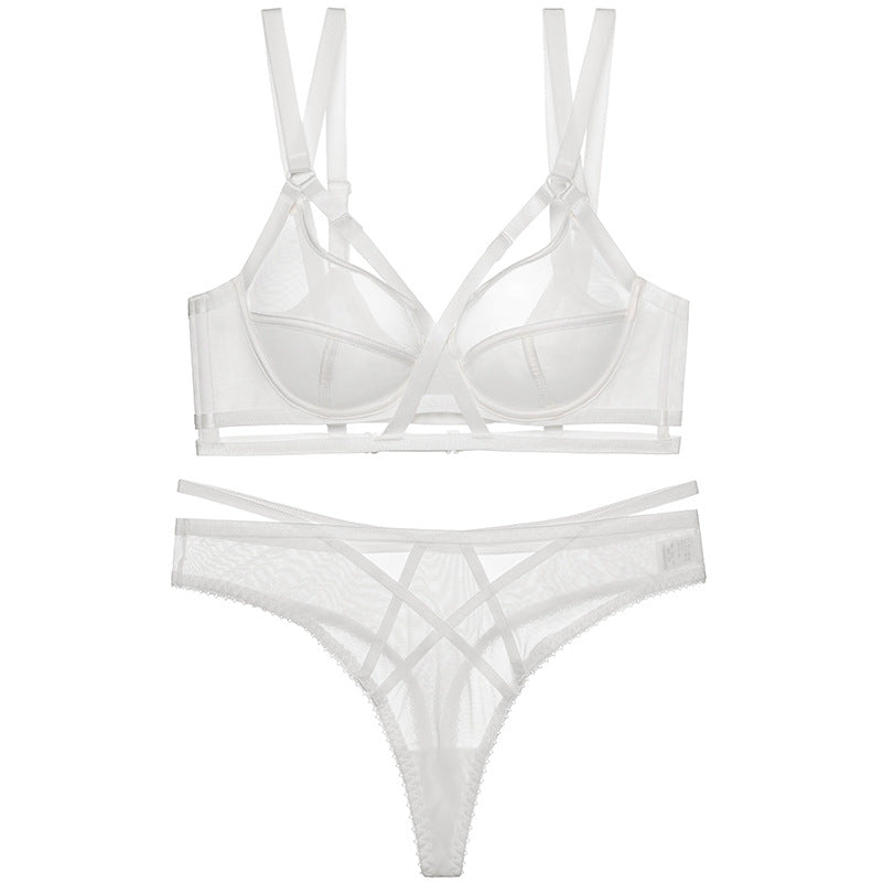 Women trade strappy underwear, thin, slim,ultra-thin, high-end women's bra set.