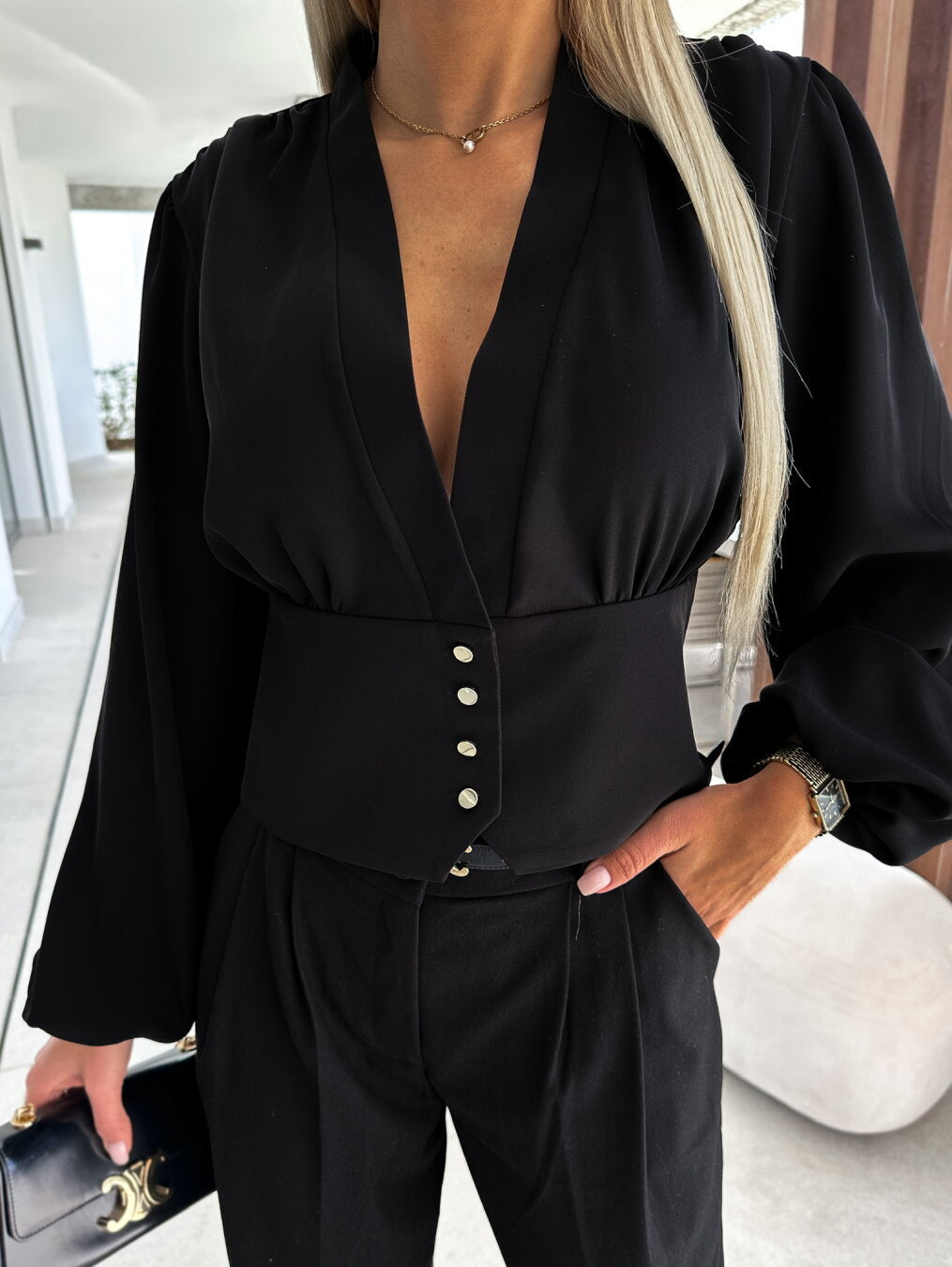 Women's Spring V-Neck Lantern Sleeve Blouse - Solid Color Button-Down Shirt
