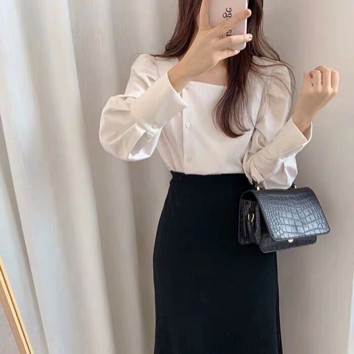 2025 Gentle & Elegant Square Collar Lantern Sleeve Shirt - Clavicle-Revealing Charm Meets Refined Versatility