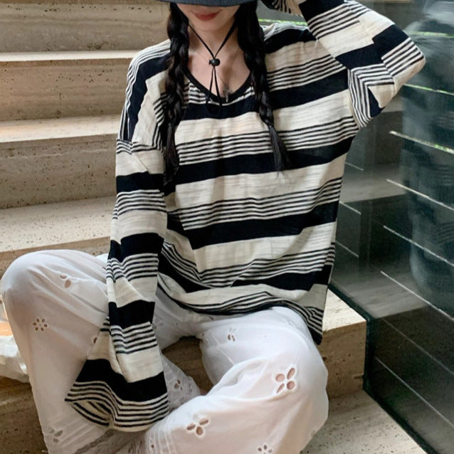 Cozy Women’s Sweaters–Stylish Warmth for Every Season