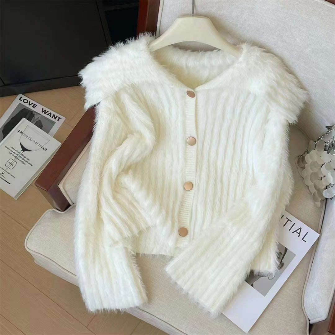 Cozy Women's Sweaters - Stylish Warmth for Every Season