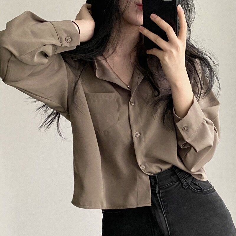 Versatile Lapel Short Top for Women - Niche Design Single-Breasted Shirt
