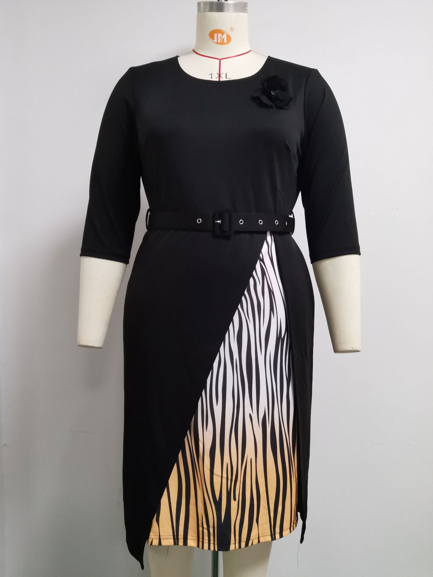 Plus Size Women's Knit Denim Dress (35)