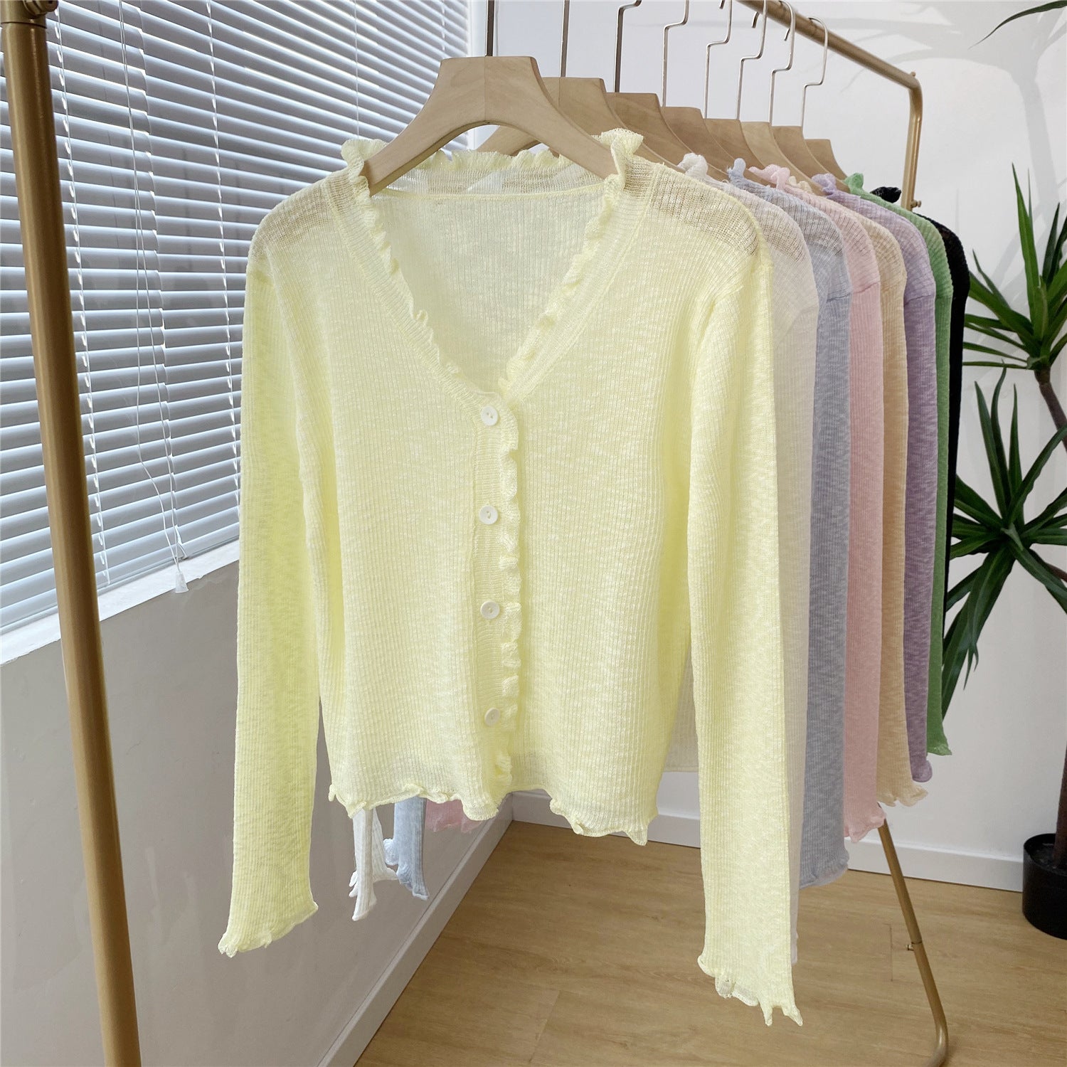 Women's Lightweight Ruffled Knitted Cardigan - Long Sleeve V-Neck Sunscreen Cover-Up