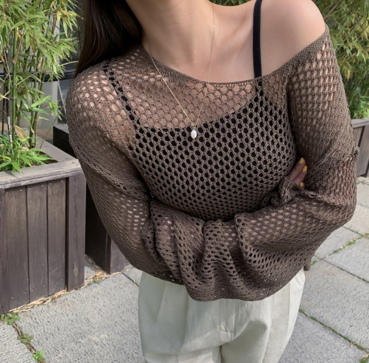 Women's Summer Long-Sleeve Hollow Knitted Mesh Shirt - Lightweight Sheer Sunscreen Blouse.