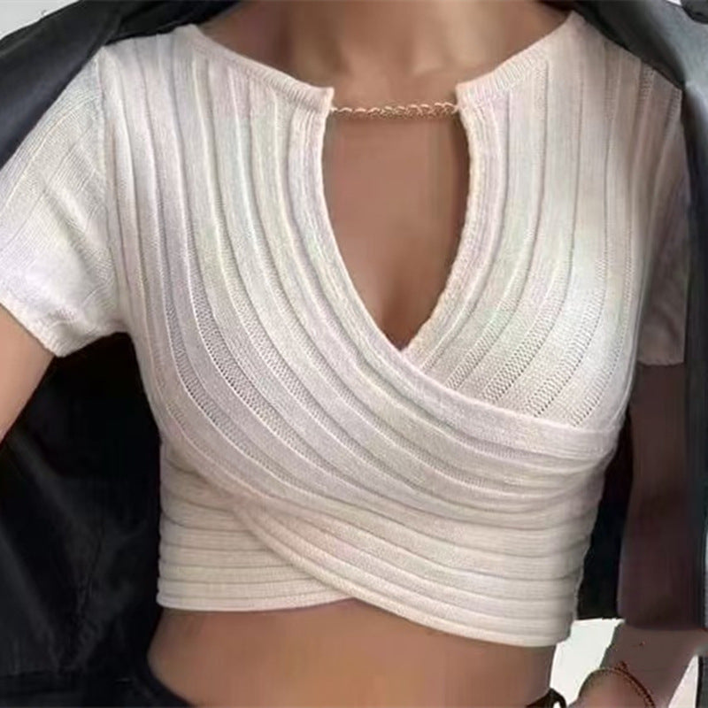 Summer Chain Deep V-Neck Cross-Navel Knitted Crop Top - Women's Short Sleeve Chic Streetwear
