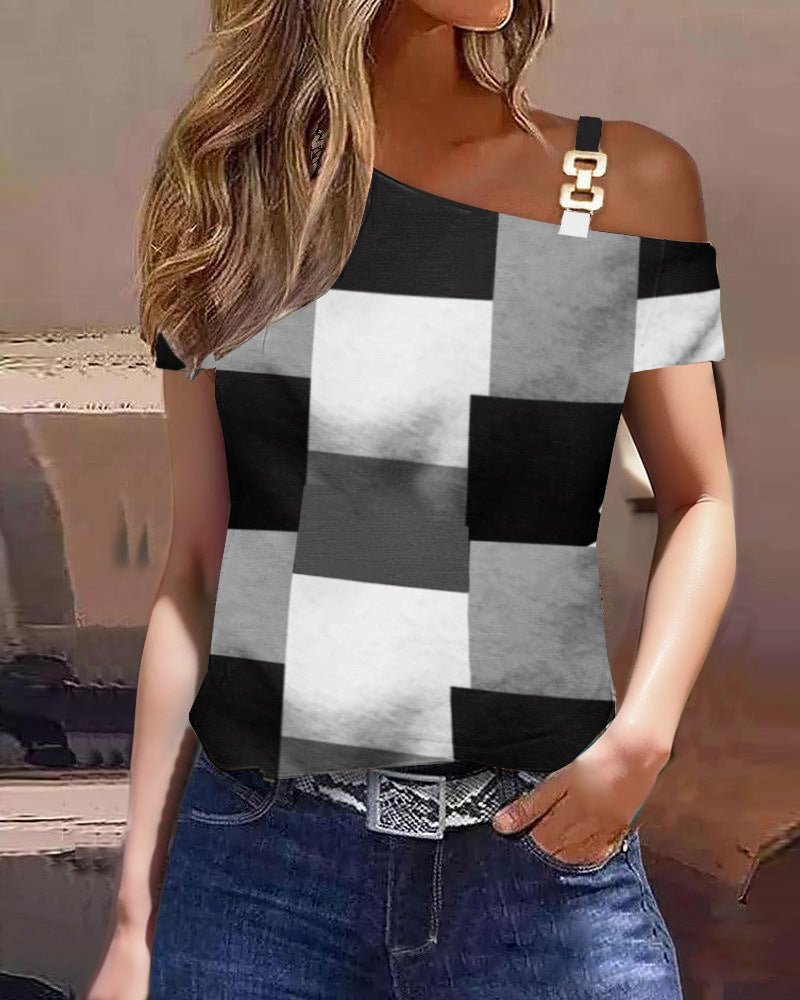 Women's Summer Simple Short Sleeve Printed T-Shirt - Metal Button Detail Casual Top