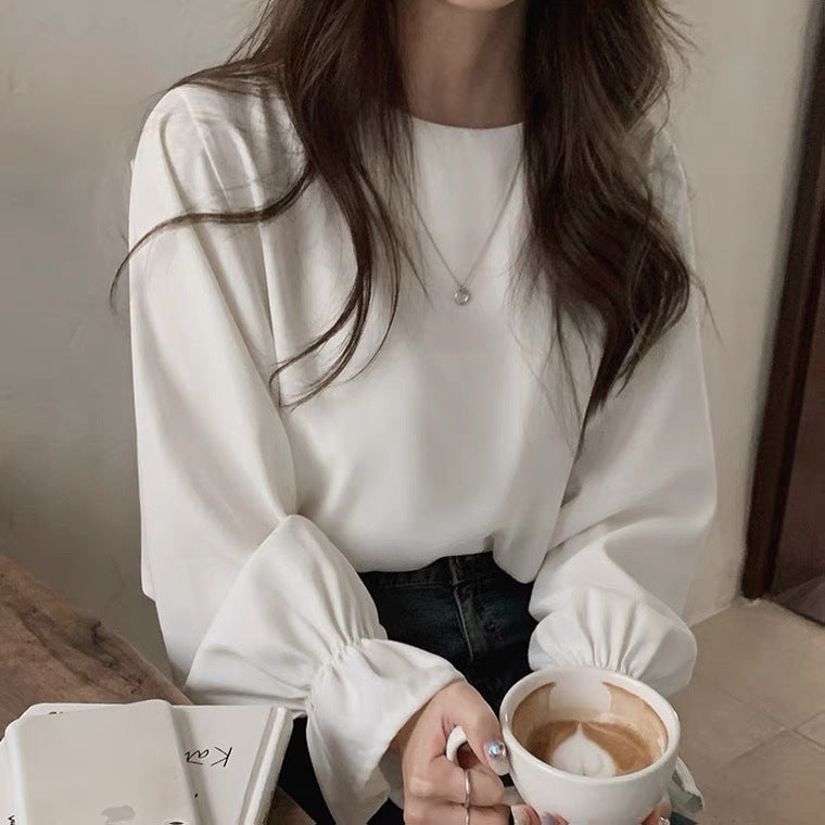 Women's Loose-Fit Trumpet Sleeve Round Neck Solid Color Blouse