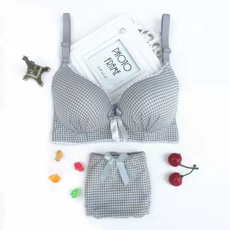 Women Plus Light Blue Lace Wide Shoulder Strap Bra Full Cup Bra