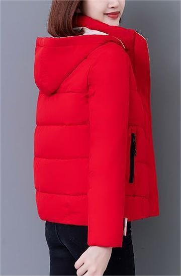 Women’s Short Winter Cotton-Padded Coat with Velvet Lining