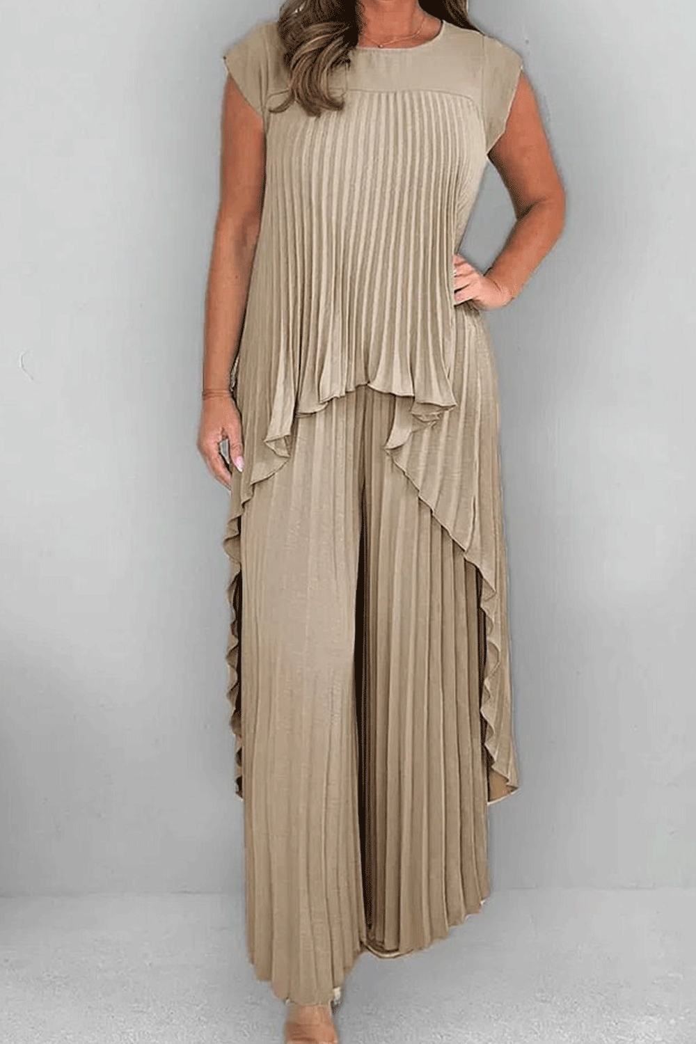 Women's Round Neck Solid Color Short Sleeve Top with Pleated Straight Leg Pants Two-Piece Lounge Set