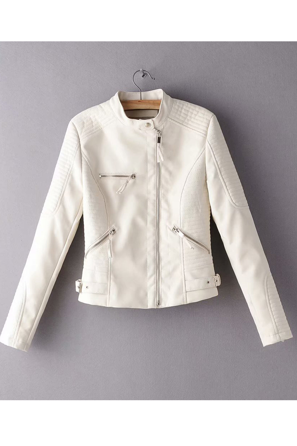 Women Regular Fit Long Sleeve Zipper Closure Elegant Styled Leather Jacket