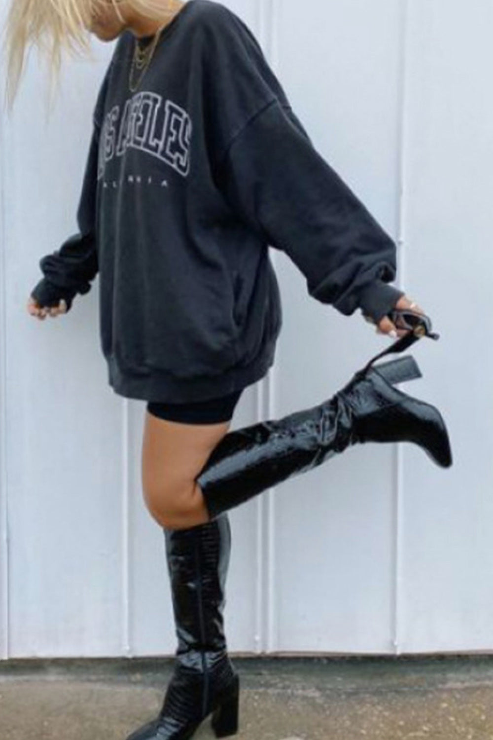 Women Easy Round Neck Stylish Letter Printed Ribbed Cuff Sweatshirt