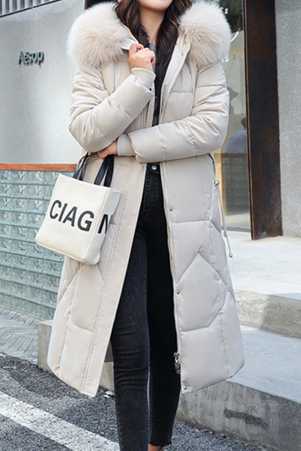 Women Elegant Solid Colored Hooded Neck Long Sleeve Padded Jacket