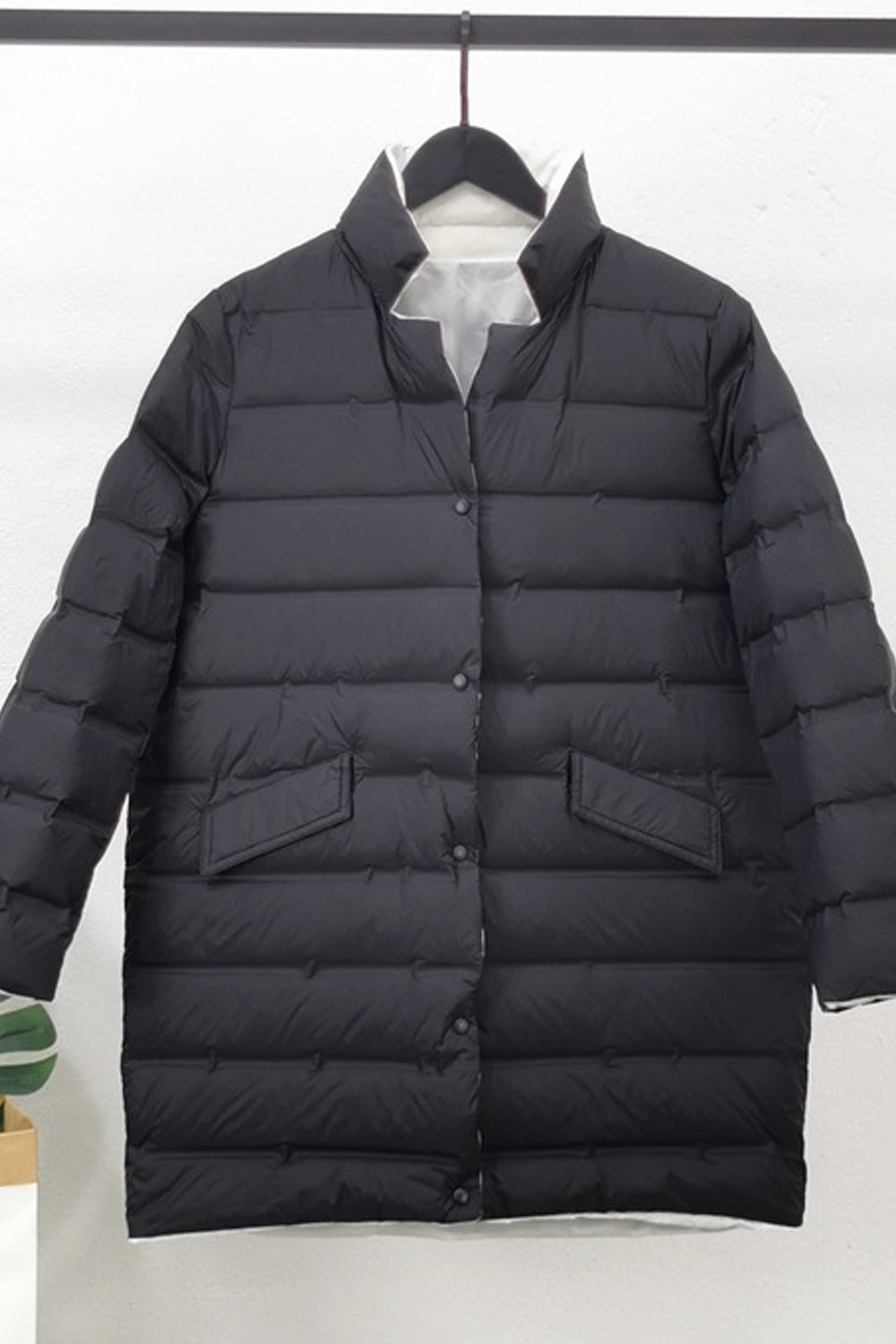 Women Solid Colored Flap Pocket Long Sleeve Stand Collar Padded Jacket