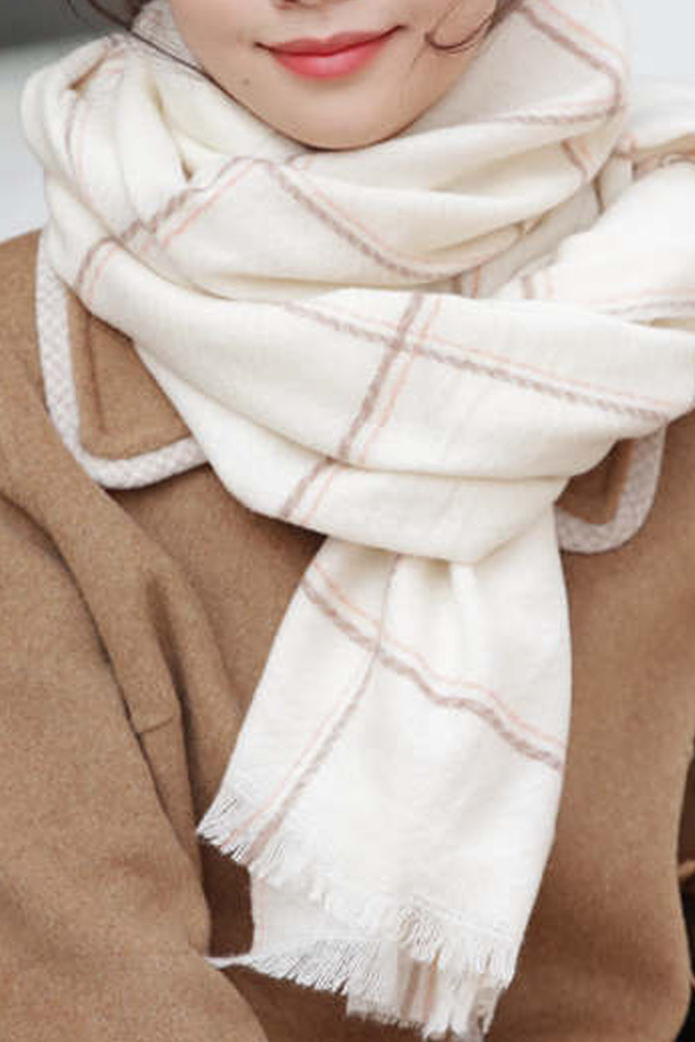 Women Elegant Styled Solid Pattern Comfy Winter Muffler