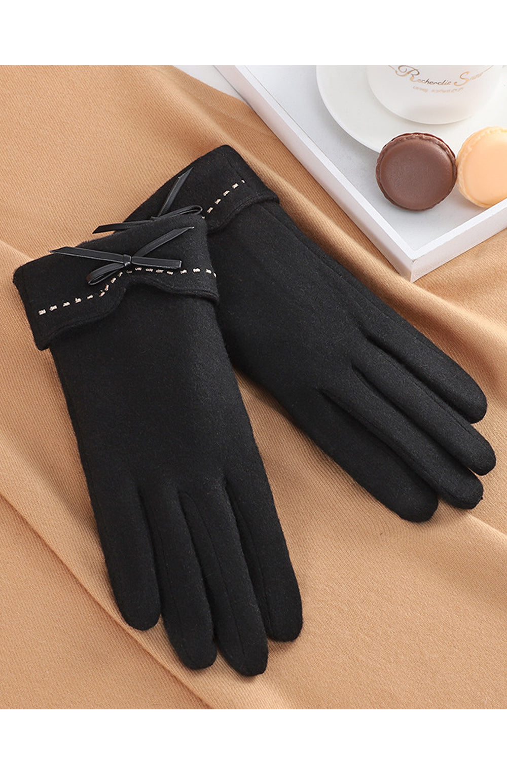 Women Soft Winter Season Casual Solid Pattern Knitted Gloves