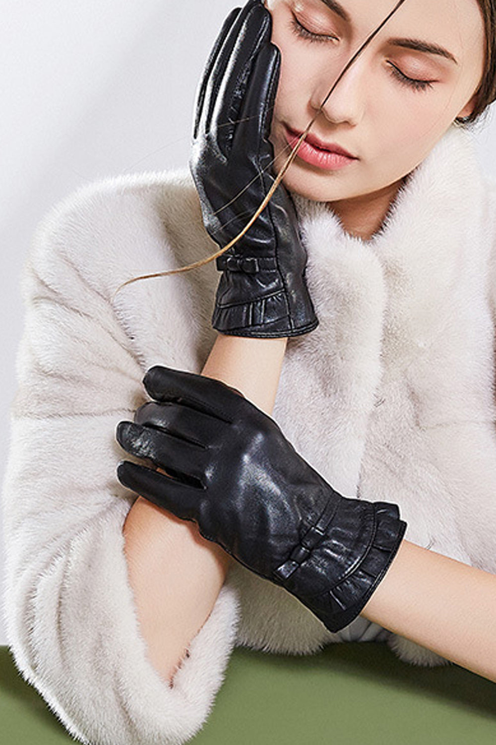 Women Touch Screen Coldproof Hand Protection Leather Gloves