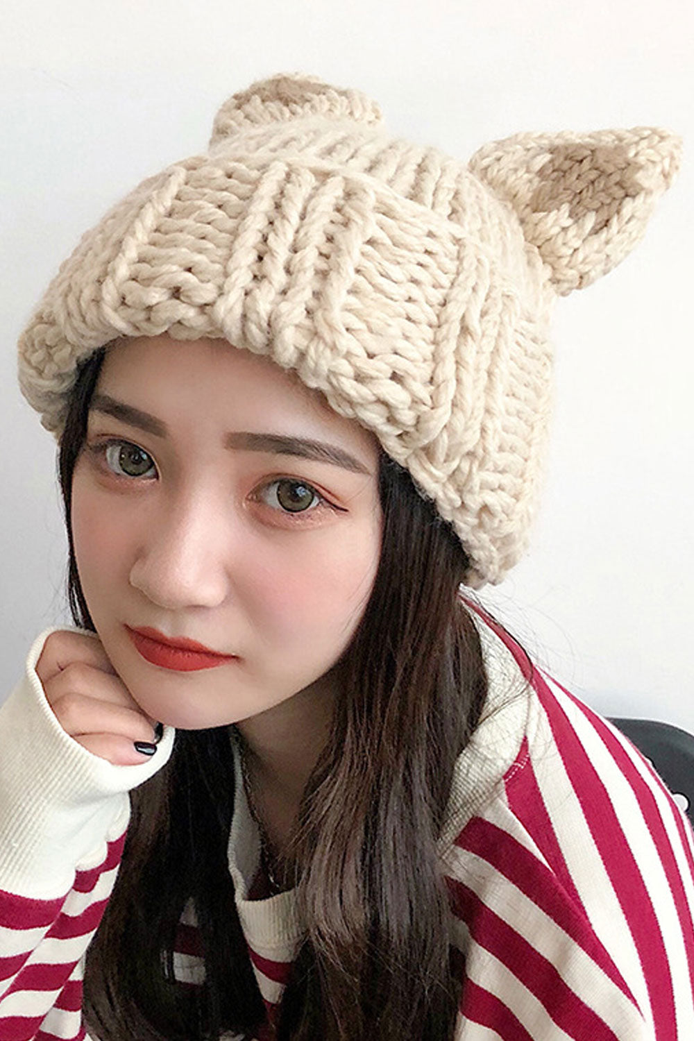 Women Pretty Cat Ear Winter Fashion Knitted Hat