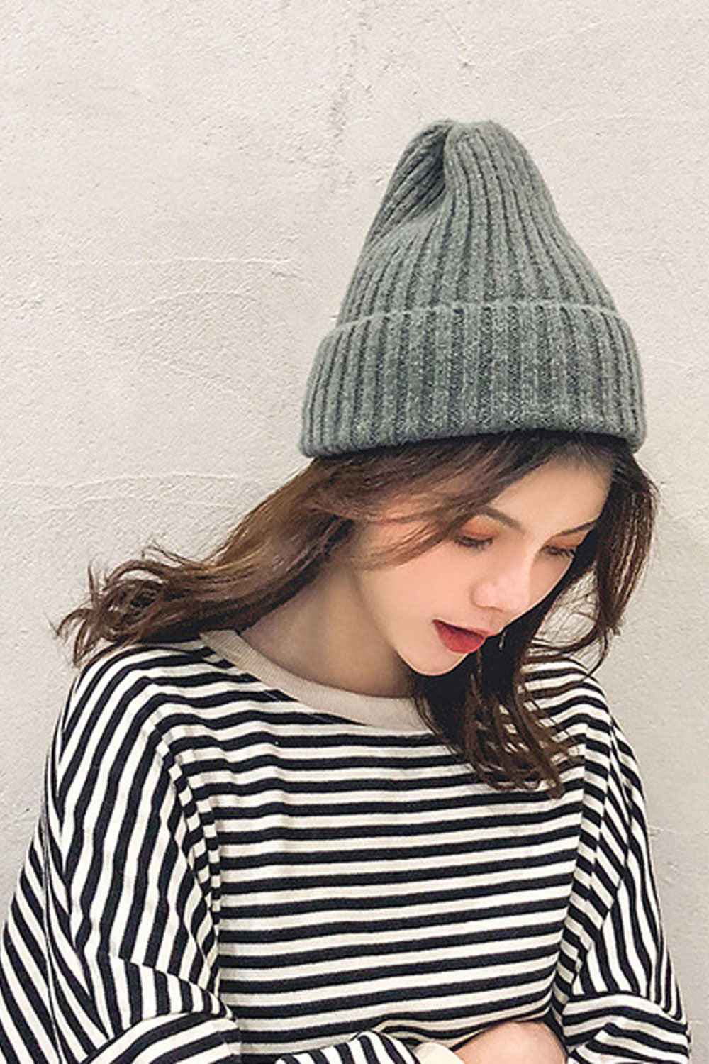 Women Solid Colored Warm Soft Knitted Hat
