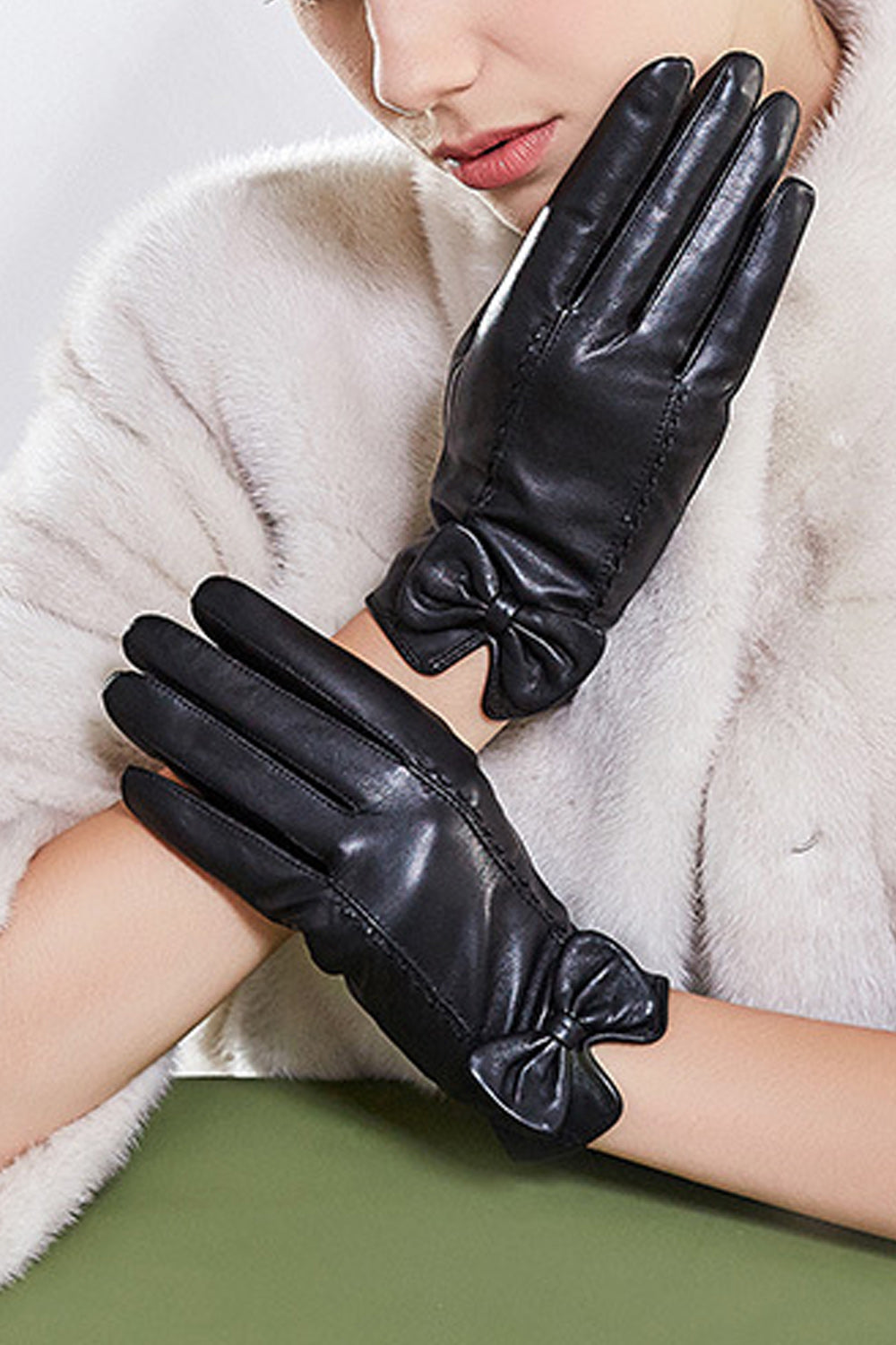Women Outdoor Bow Decorated Coldproof Leather Gloves