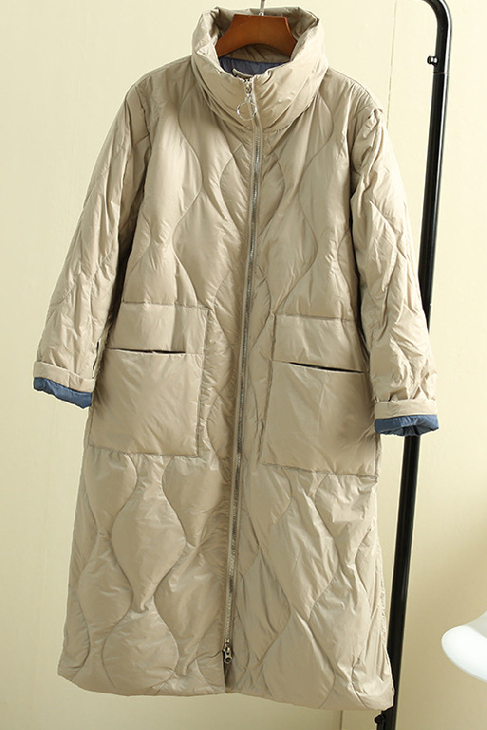 Women Stand Collar Neck Long Sleeve Loose Styled Warm Padded Jacket