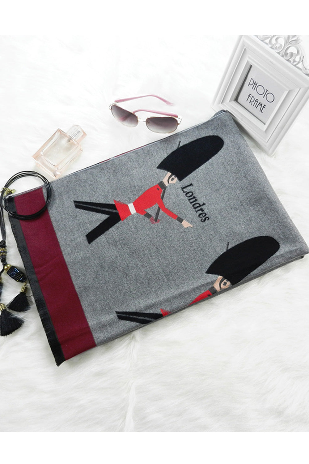 Women Thick Cashmere Cartoon Printed Stylish Warm Shawl