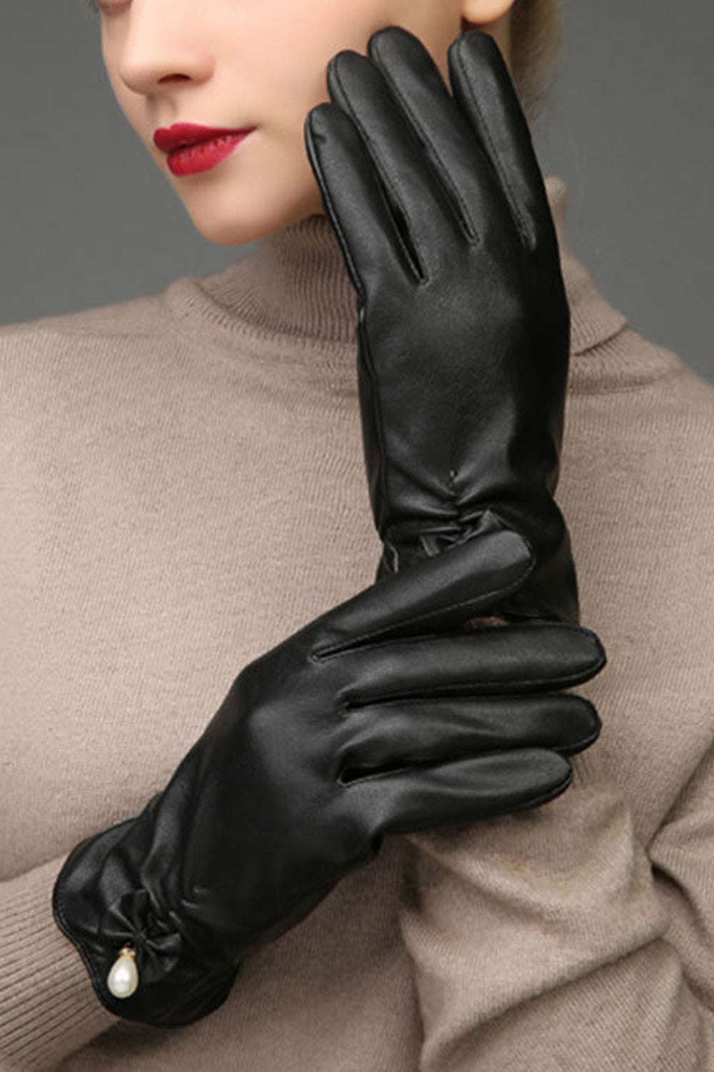 Women Convenient Warm Winter Thick PU Gloves