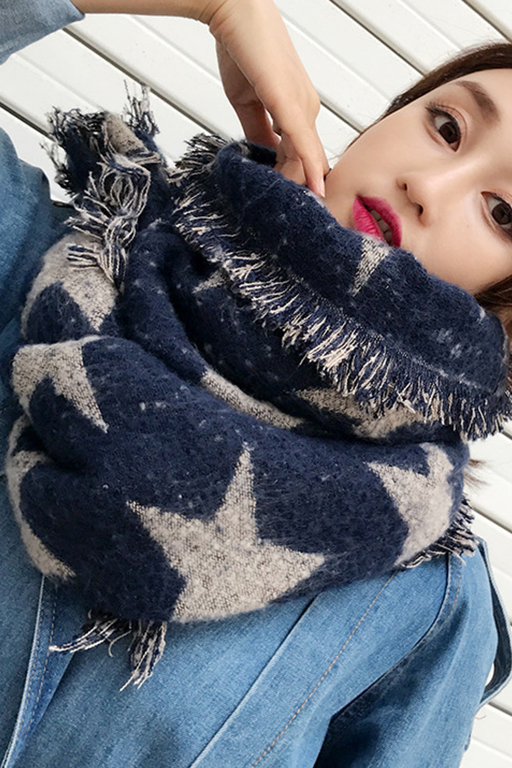 Women Pretty Star Printed Thick Long Length Cozy Muffler