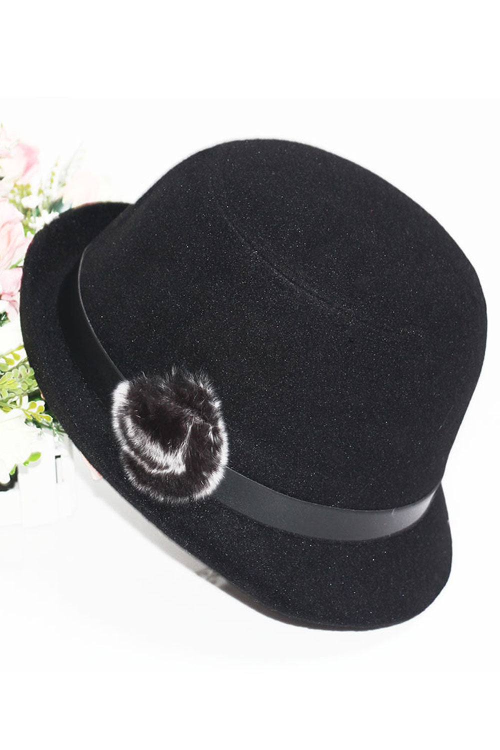 Women Cute Hairball Decoration Cold Protection Beret Hat