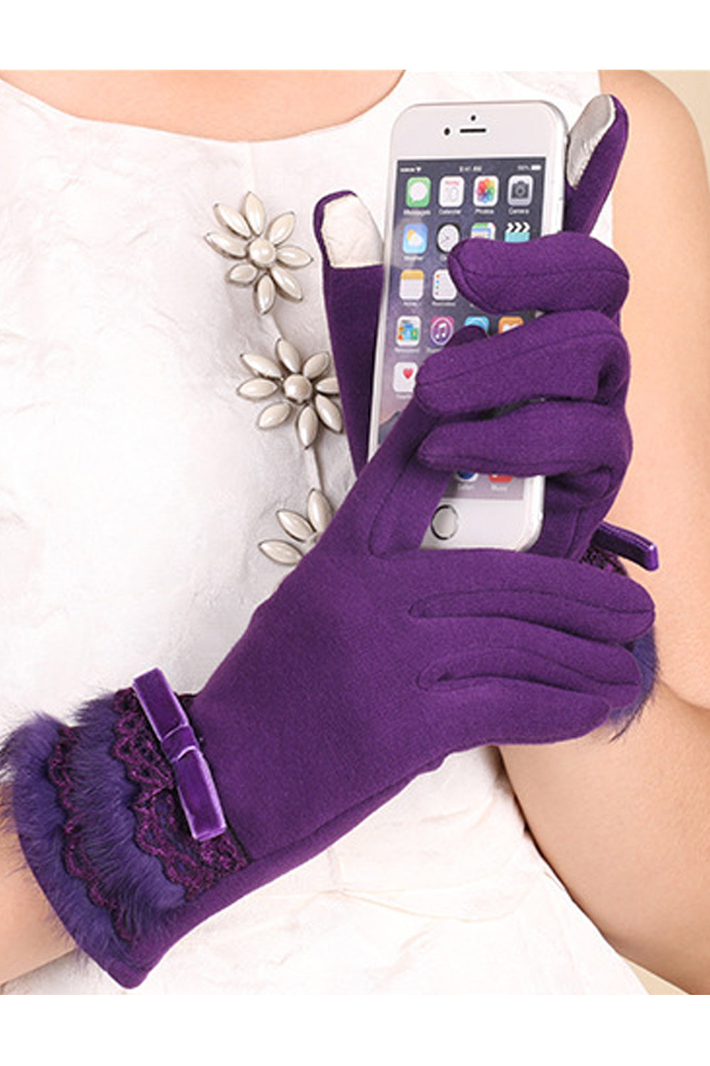 Women Solid Pattern Magnificent Styled Warm Casual Knitted Gloves
