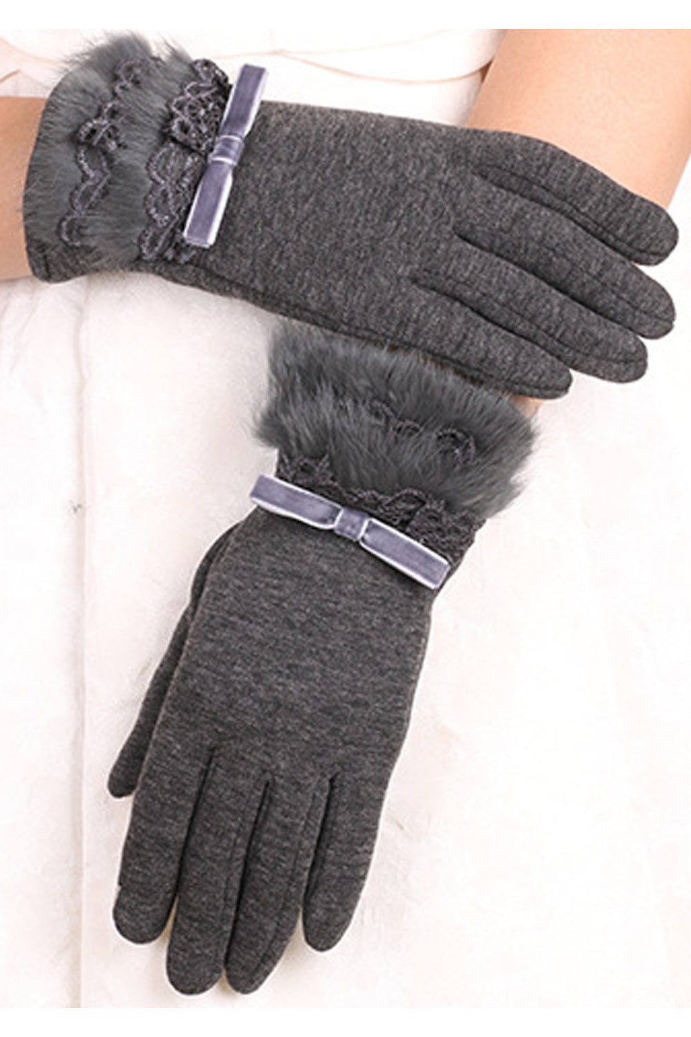 Women Solid Pattern Magnificent Styled Warm Casual Knitted Gloves
