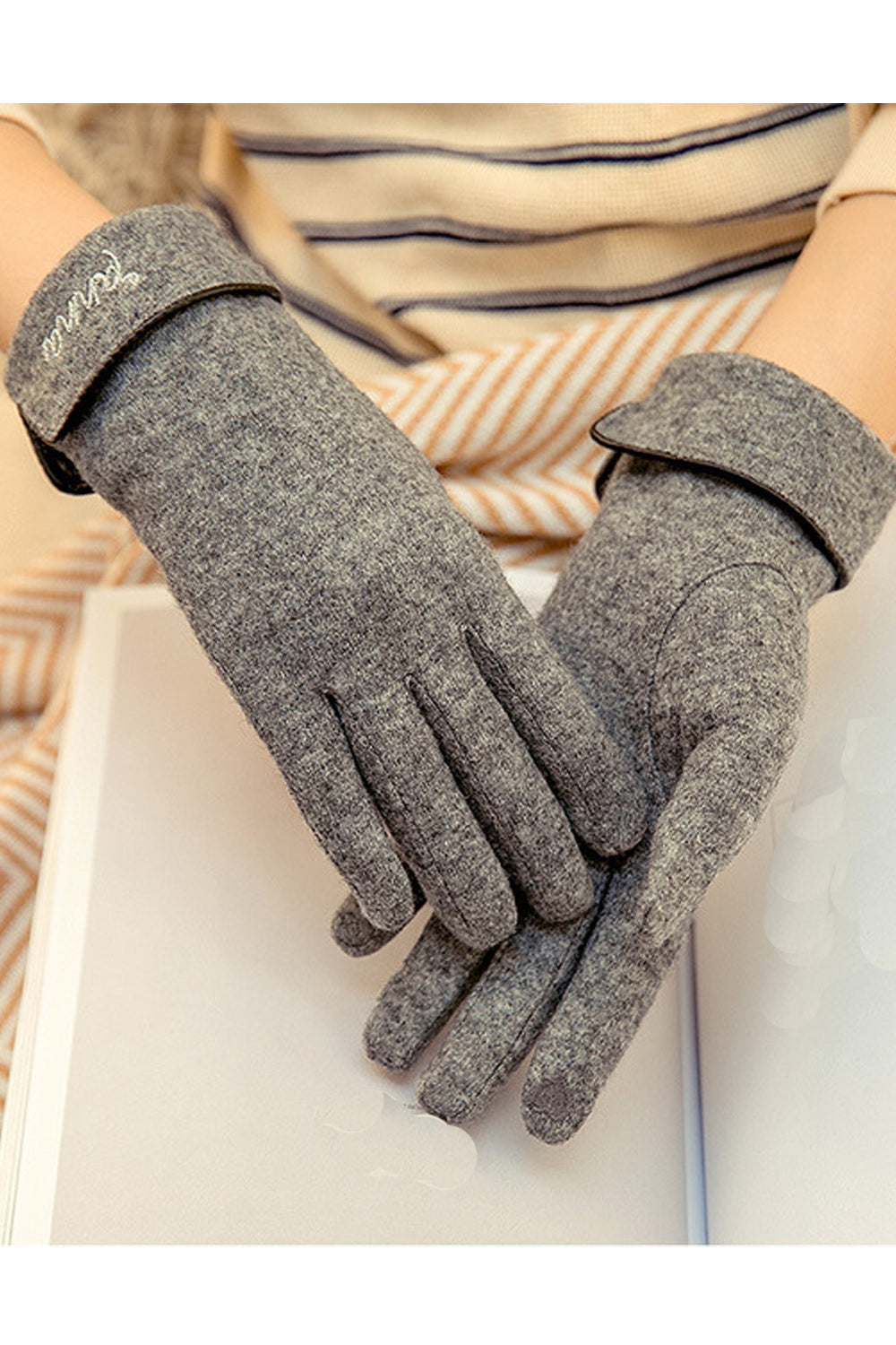 Women Cozy Soft Winter Casual Solid Colored Lovely Knitted Gloves