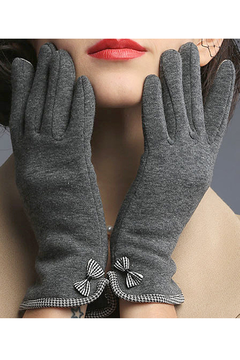 Women Cozy Solid Colored Soft Bow Knotted Winter Knitted Gloves