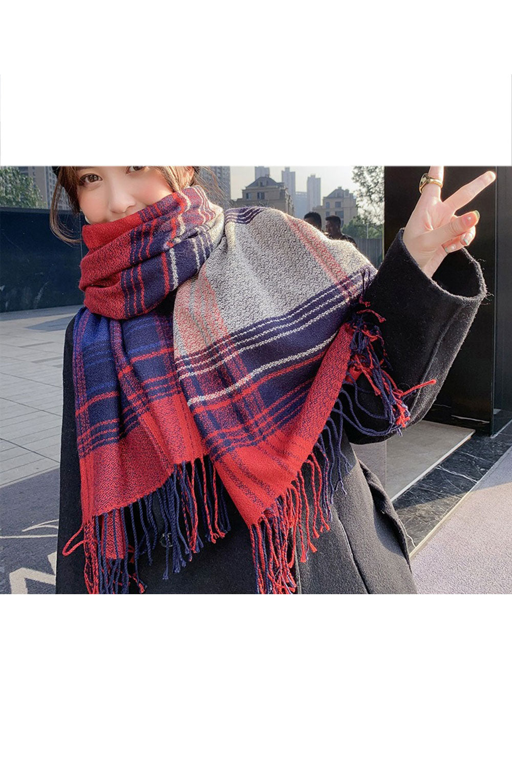 Women Stylish Tassel Decoration Plaid Pattern Soft Cashmere Shawl