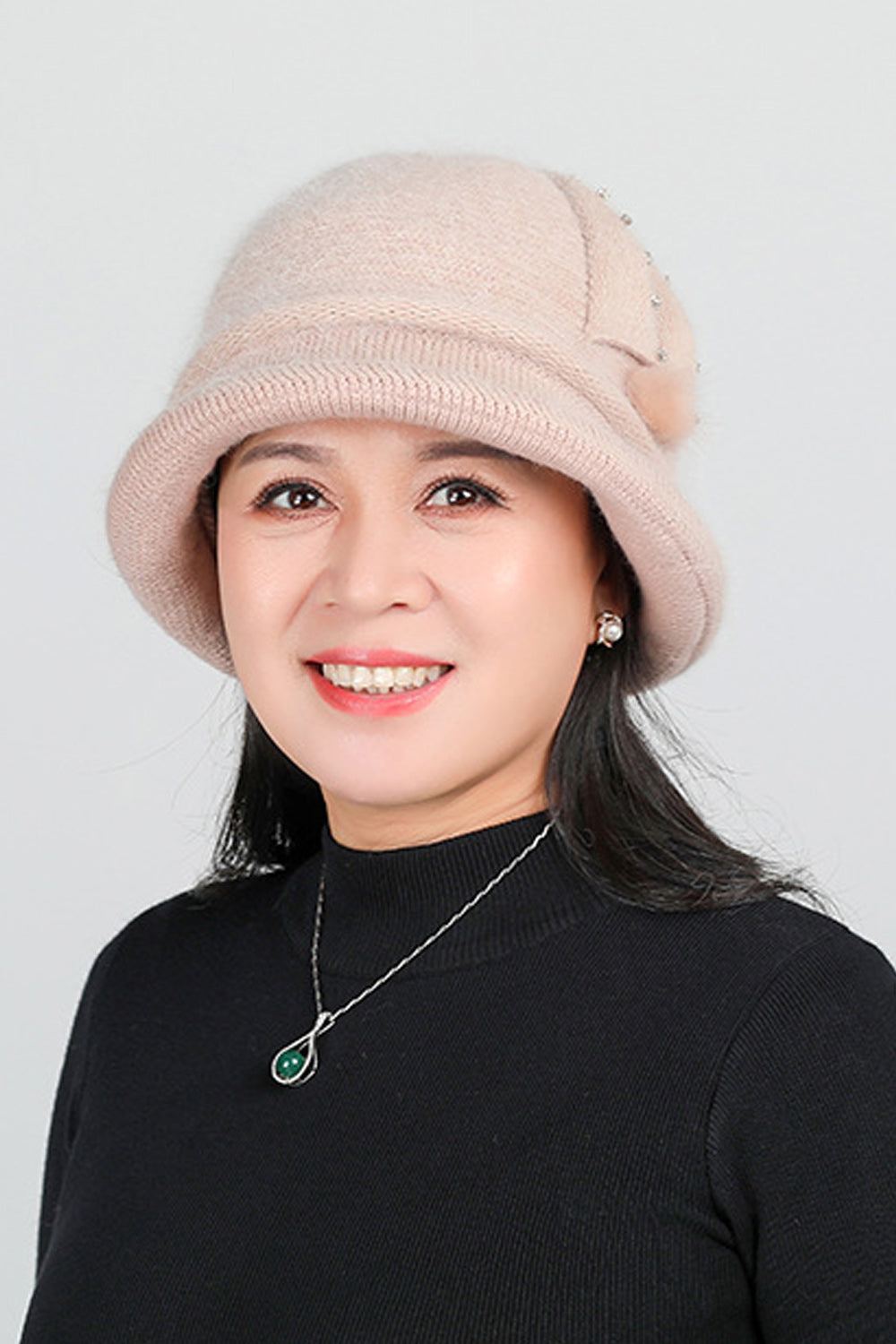 Women Dome Style Solid Pattern Magnificent Winter Knitted Hat