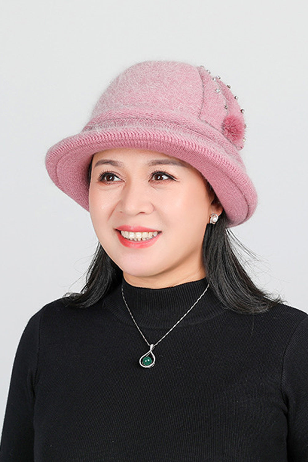 Women Dome Style Solid Pattern Magnificent Winter Knitted Hat