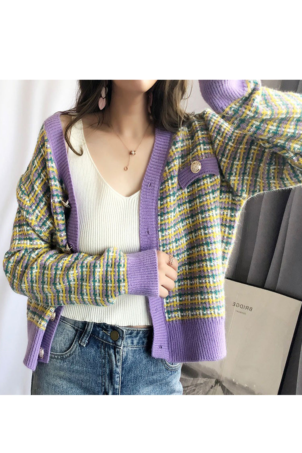Women V-Neck Classy Plaid Pattern Button Closure Thick Cardigan