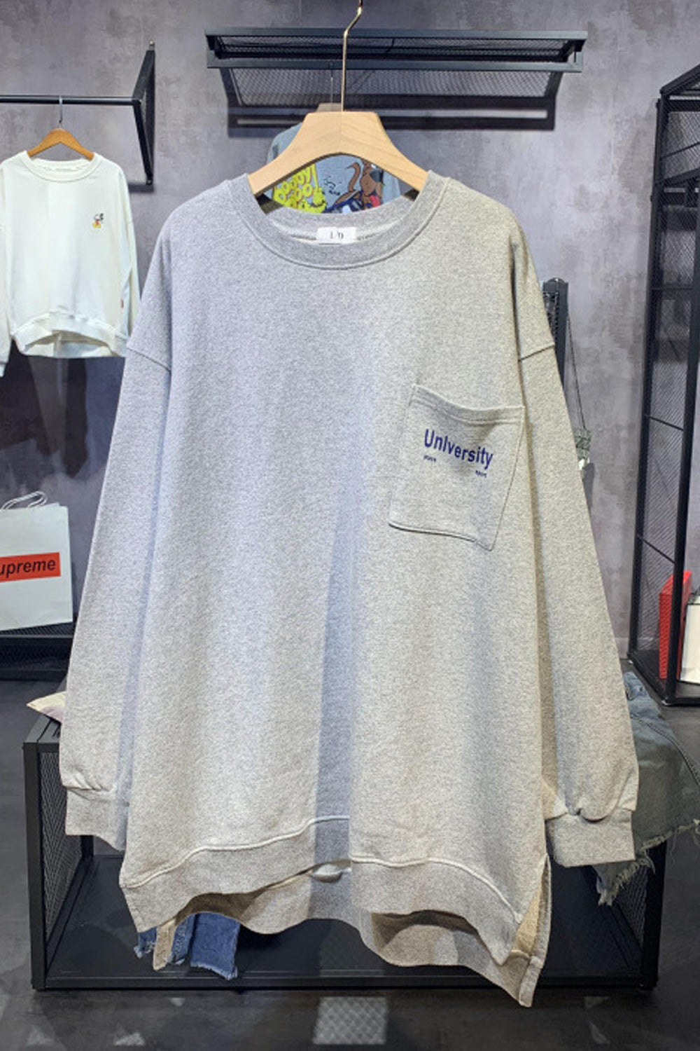 Women Comfortable Round Neck Solid Pattern Pocket Styling Sweatshirt