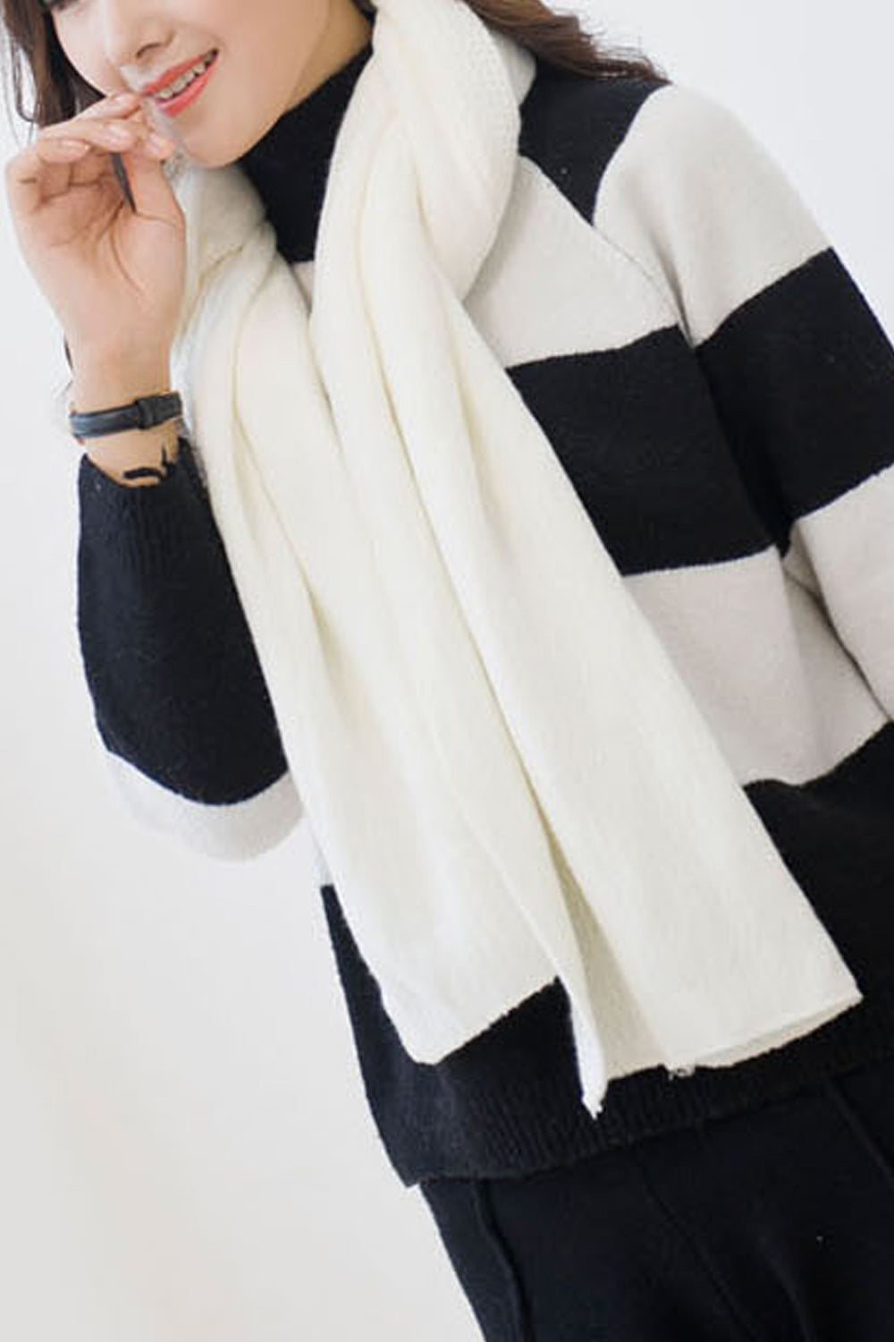 Women Simple Styled Solid Pattern Warm Long Length Cozy Muffler