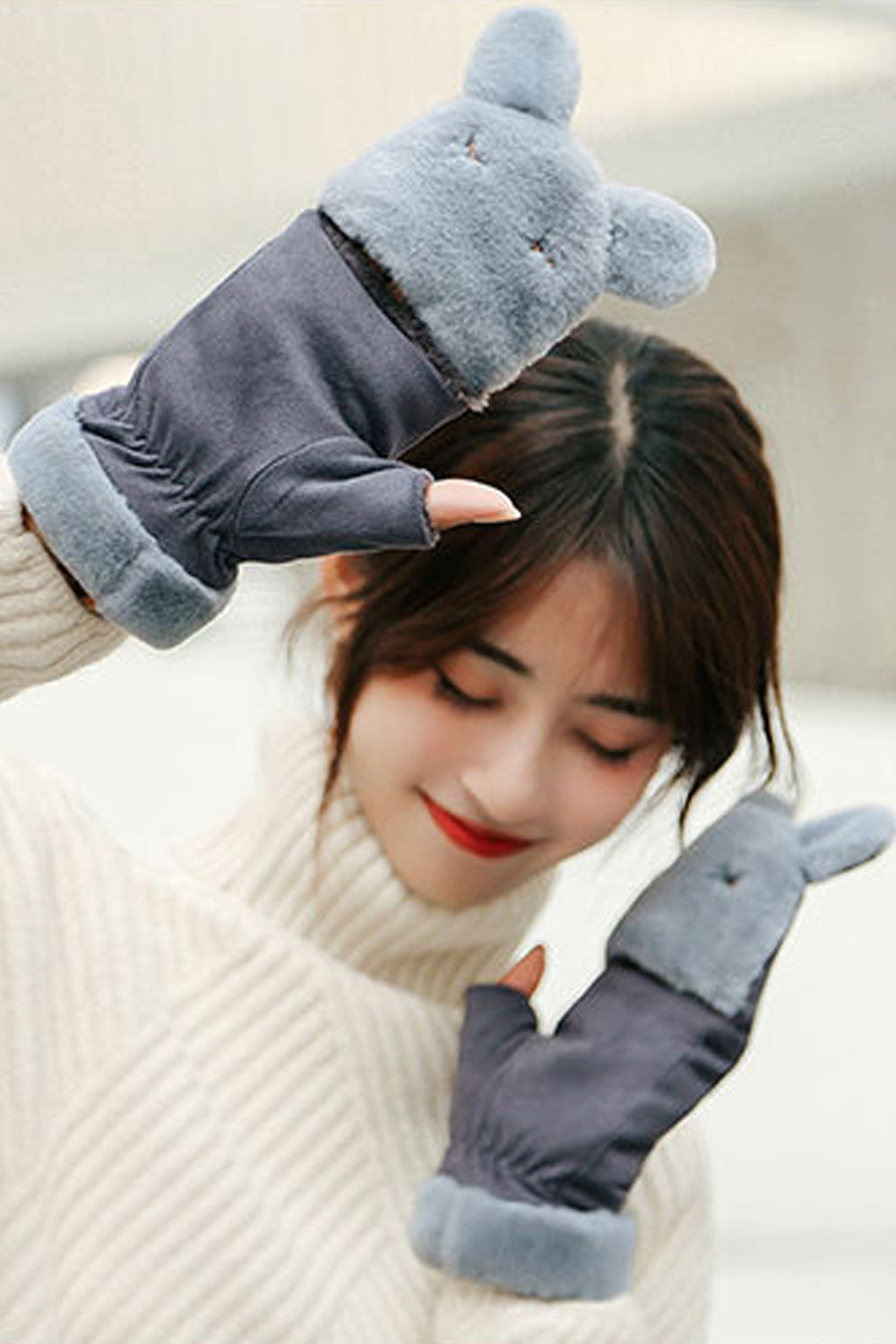 Women Cute Half Fingers Comfortable Easy Suede Gloves