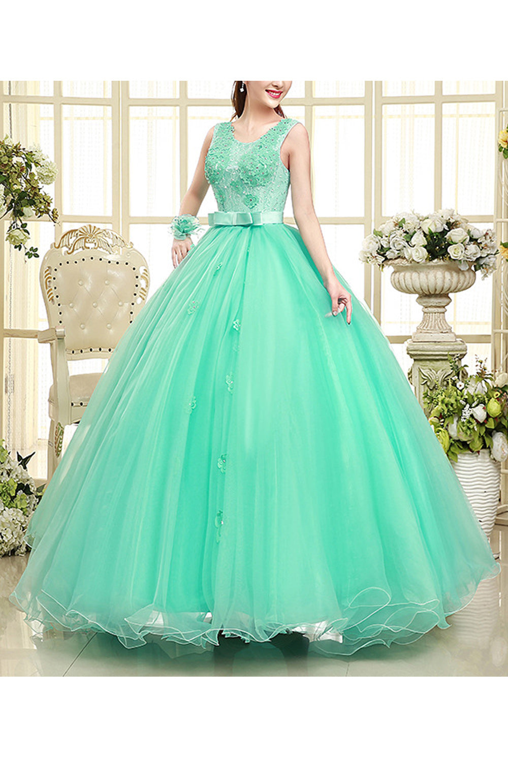 Women Sleeveless Round Neck Long Ball Gown Solid Pattern Wedding Dress
