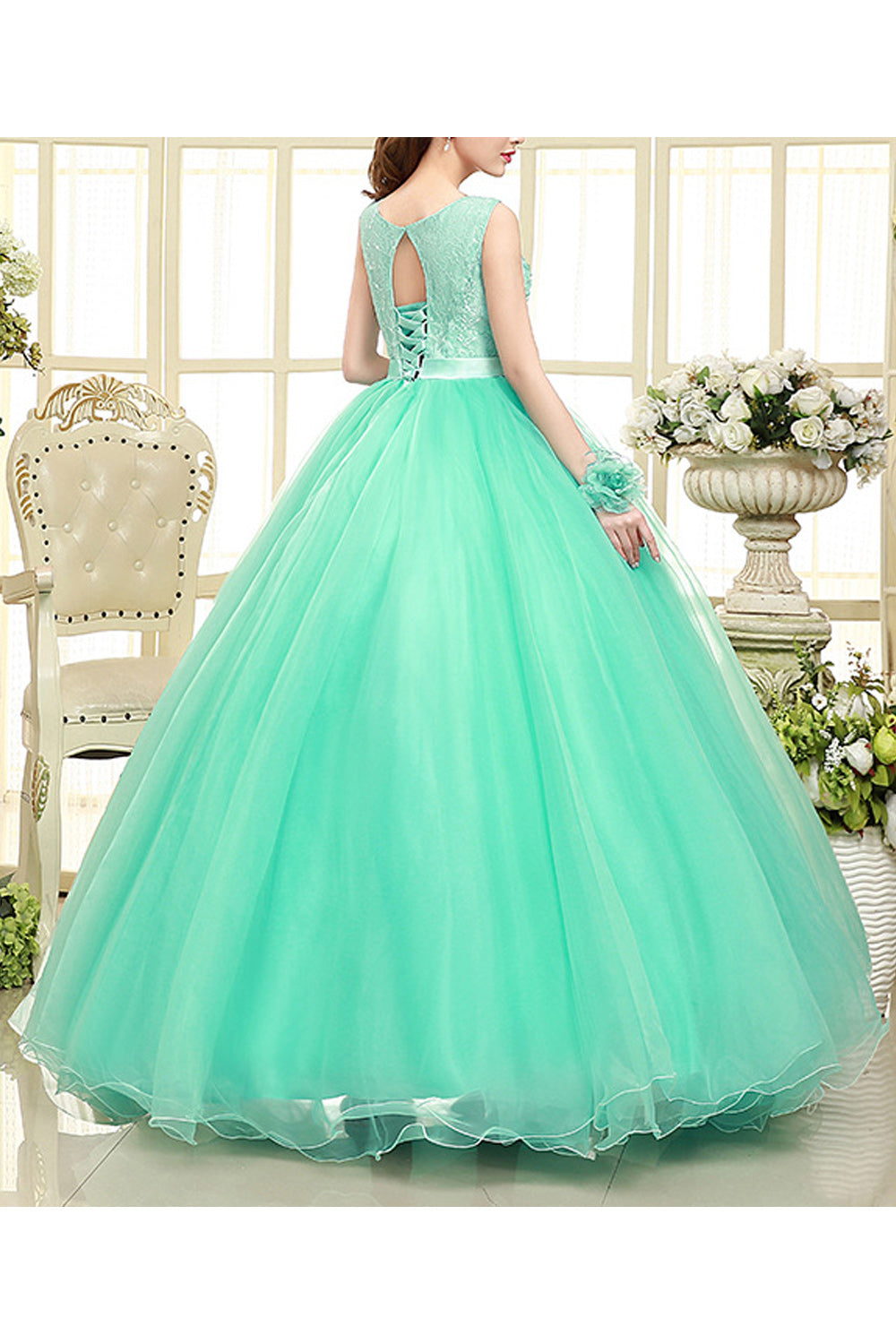 Women Sleeveless Round Neck Long Ball Gown Solid Pattern Wedding Dress
